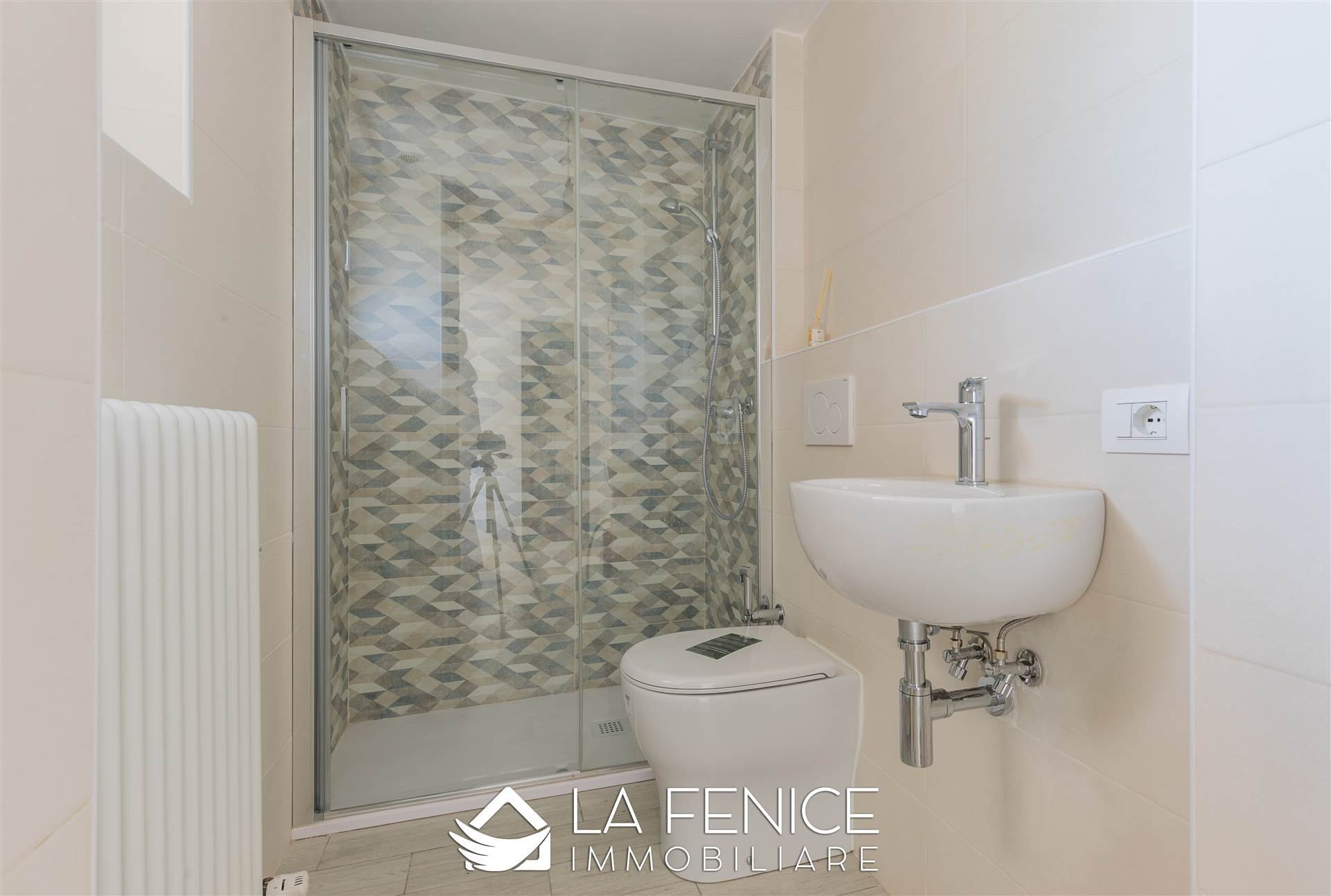 Villa a Vezzano ligure con 12 locali di 264 m2 - Foto