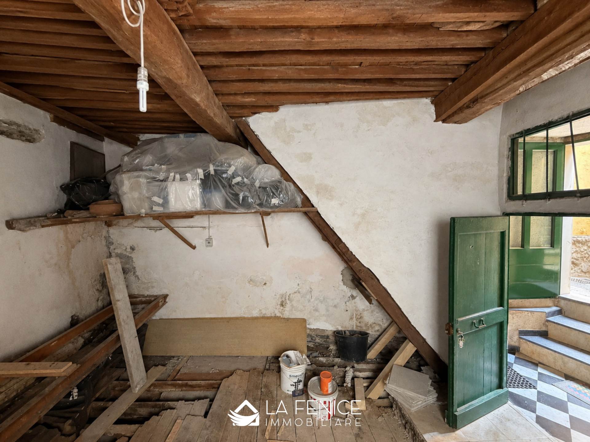 Magazzino a Vernazza con 1 locali di 35 m2 - Foto