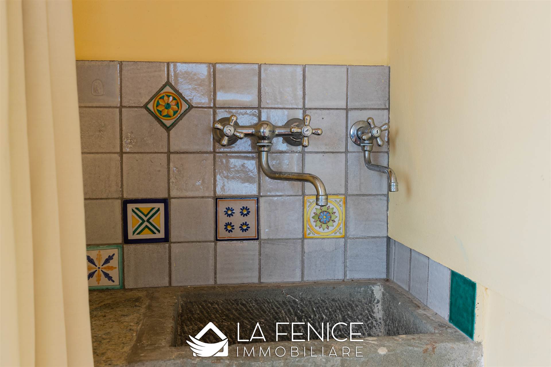 Villa a Montignoso con 8 locali di 400 m2 - Foto