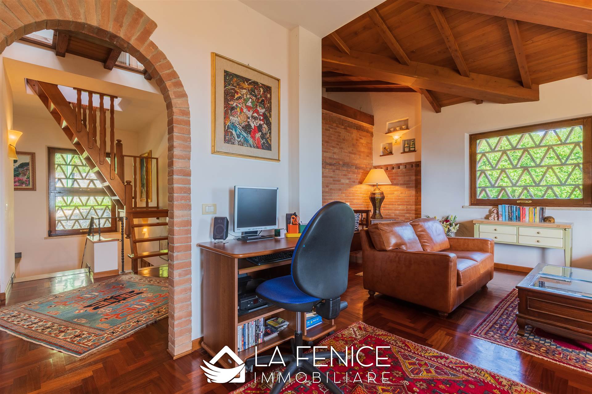 Villa a Montignoso con 8 locali di 400 m2 - Foto