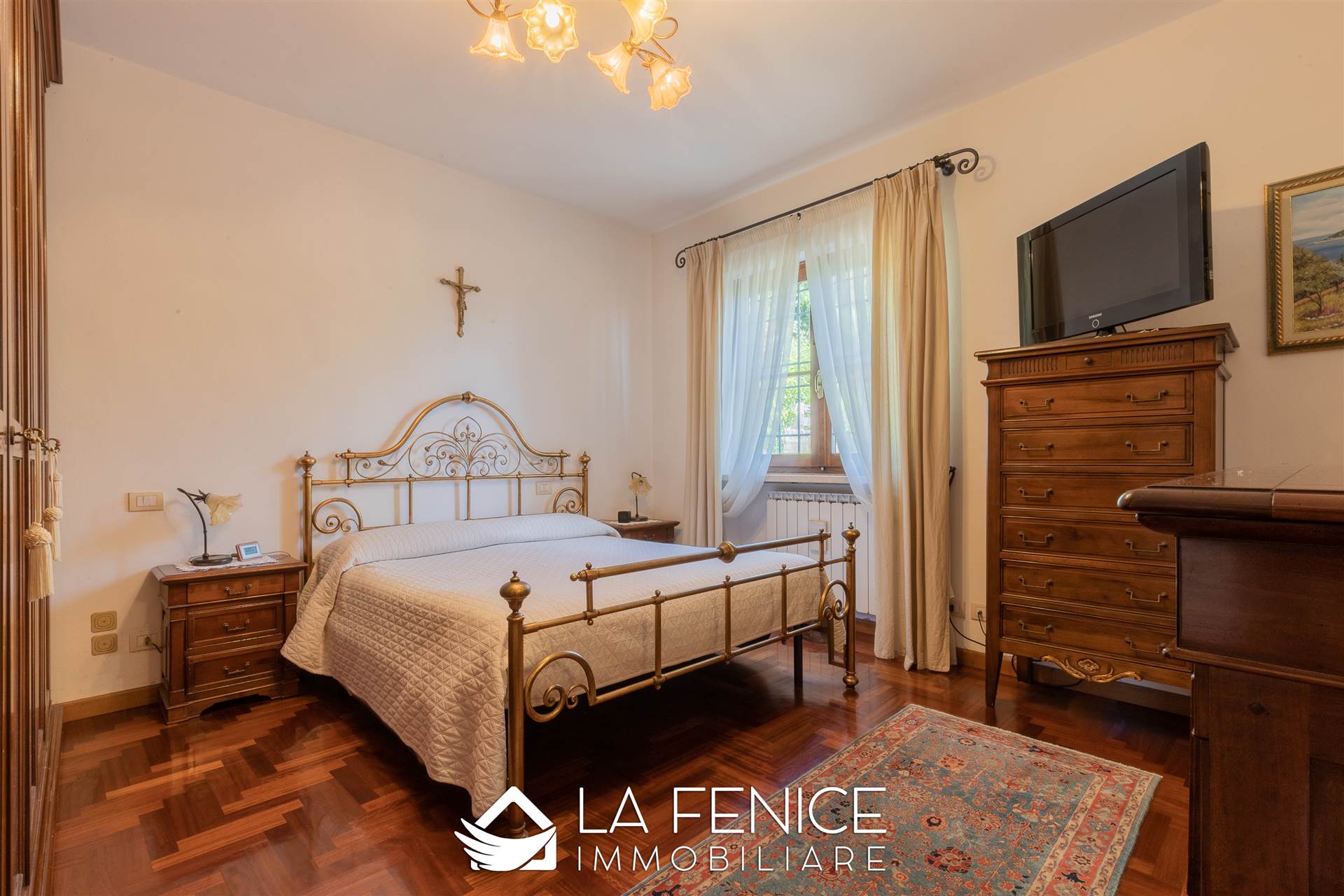 Villa a Montignoso con 8 locali di 400 m2 - Foto