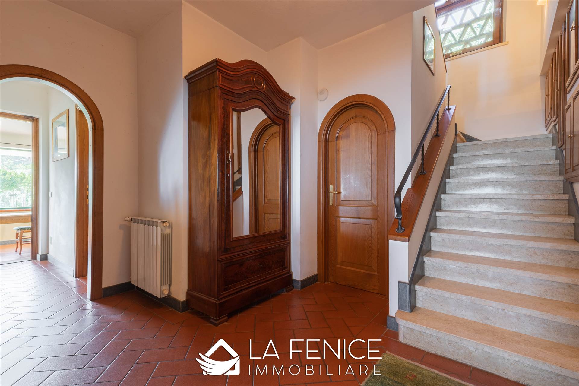 Villa a Montignoso con 8 locali di 400 m2 - Foto