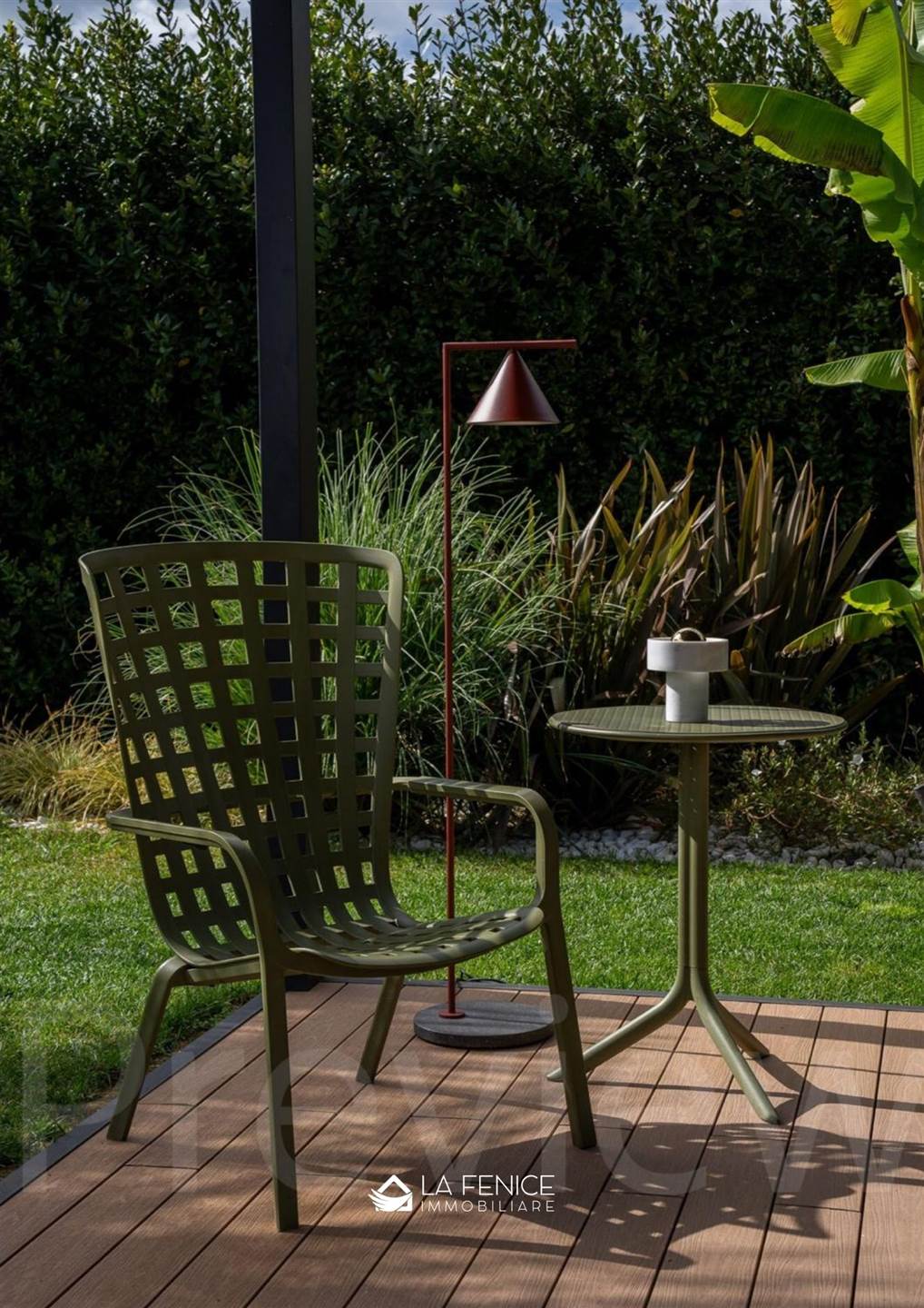 Villa a Montignoso con 7 locali di 236 m2 - Foto