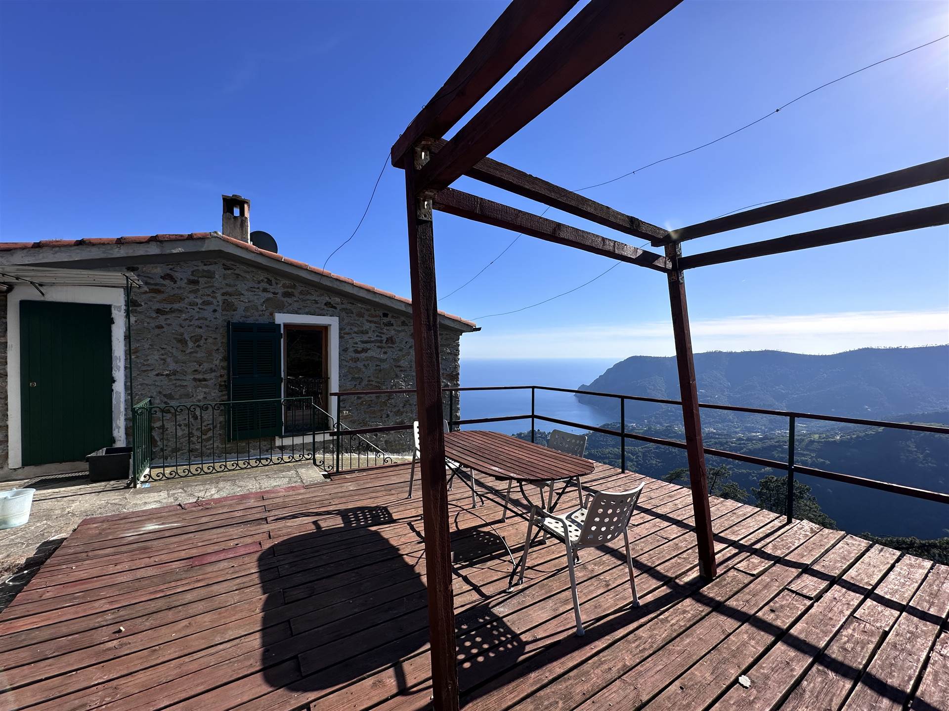 Rustico casale a Monterosso al mare con 8 locali di 22311 m2 - Foto