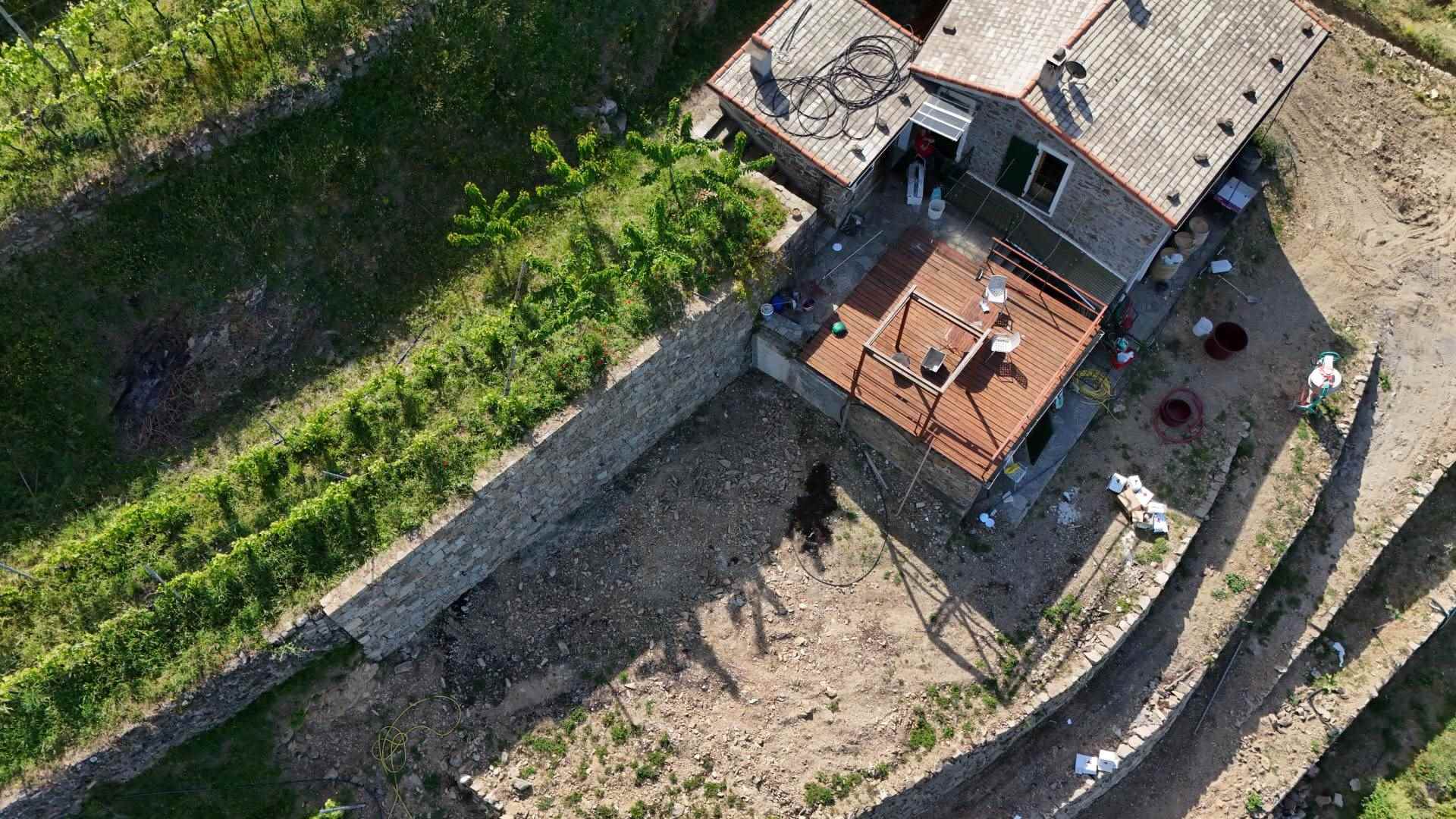 Rustico casale a Monterosso al mare con 8 locali di 22311 m2 - Foto