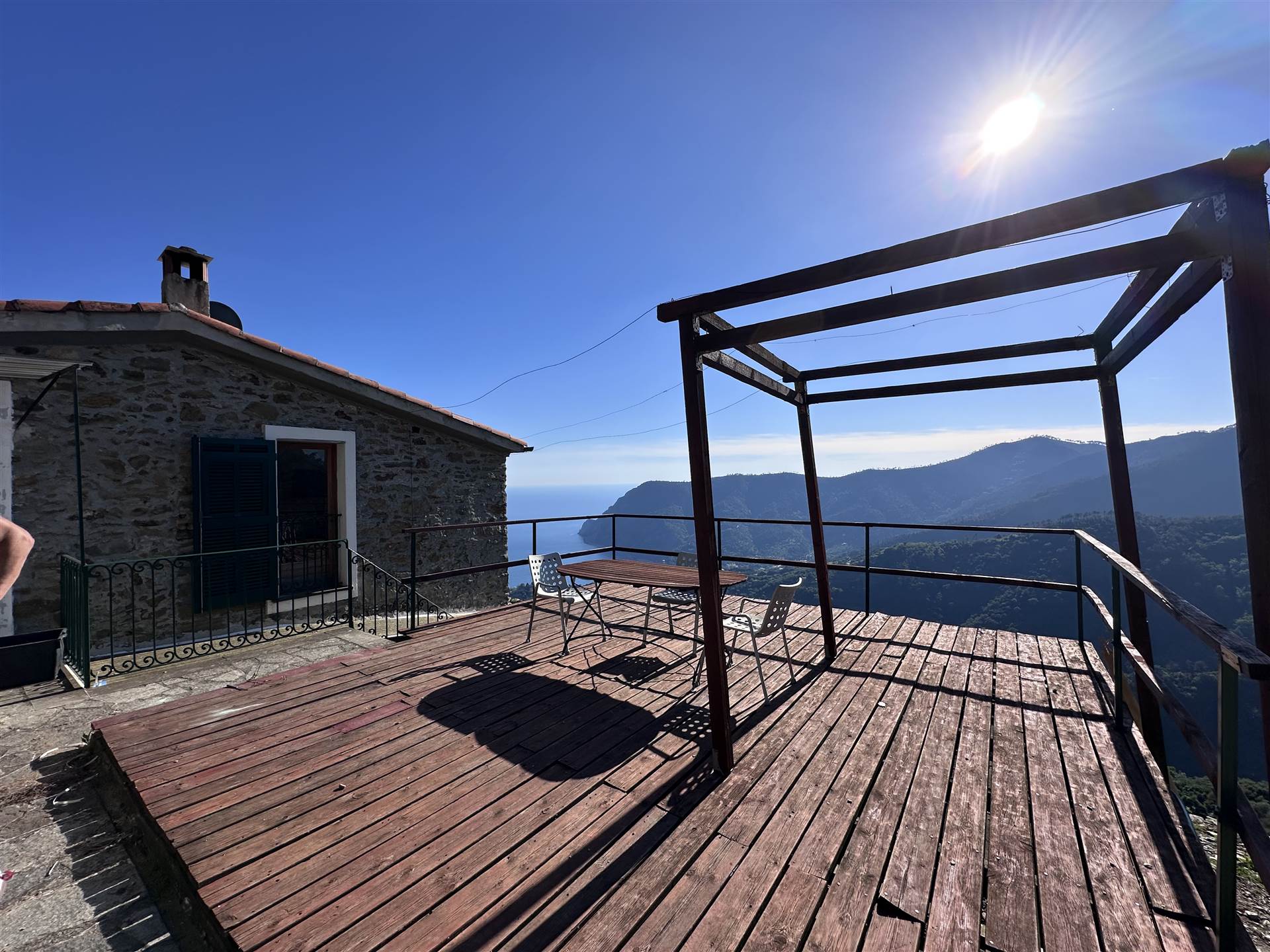 Rustico casale a Monterosso al mare con 8 locali di 22311 m2 - Foto