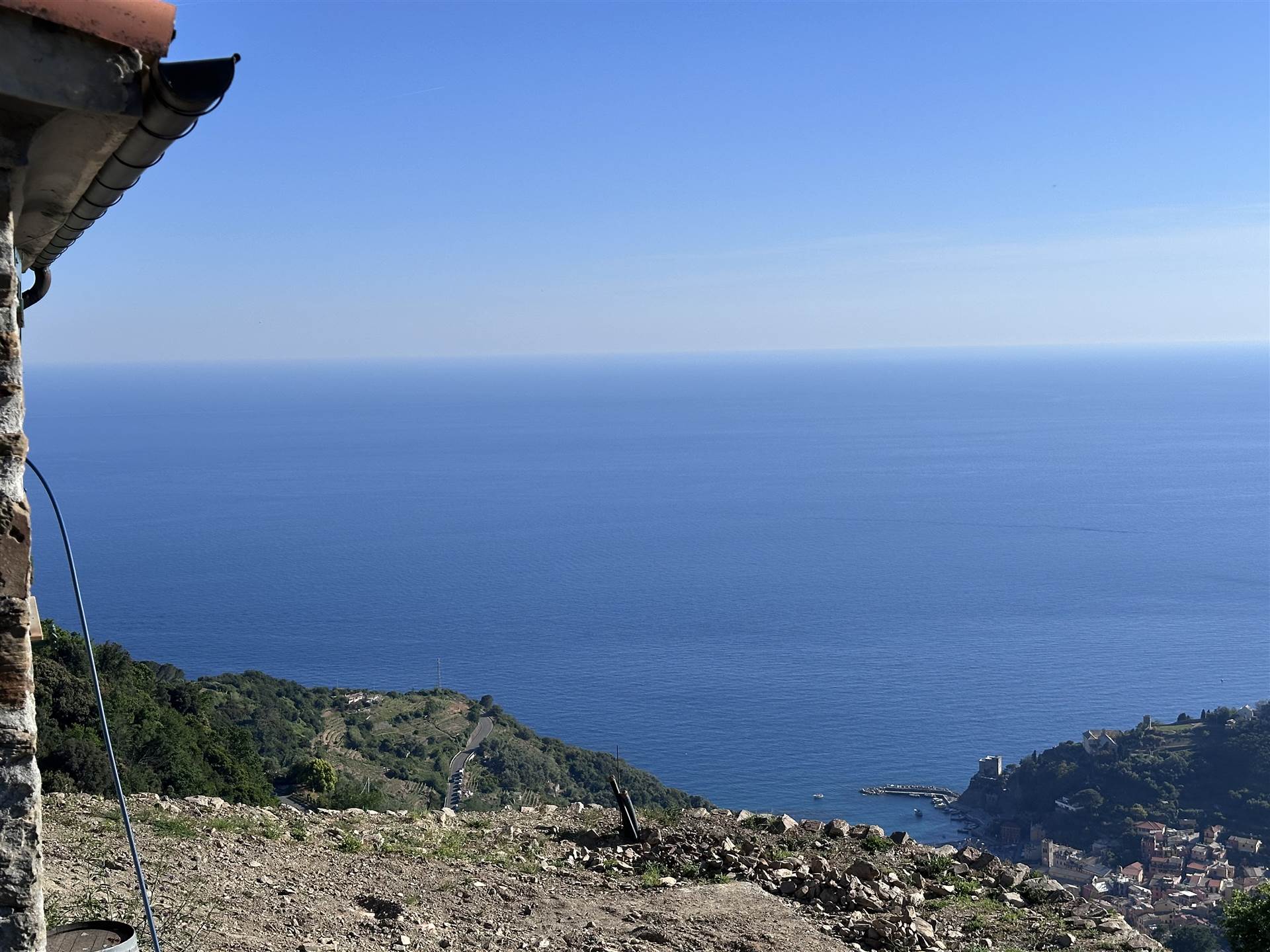 Rustico casale a Monterosso al mare con 8 locali di 22311 m2 - Foto