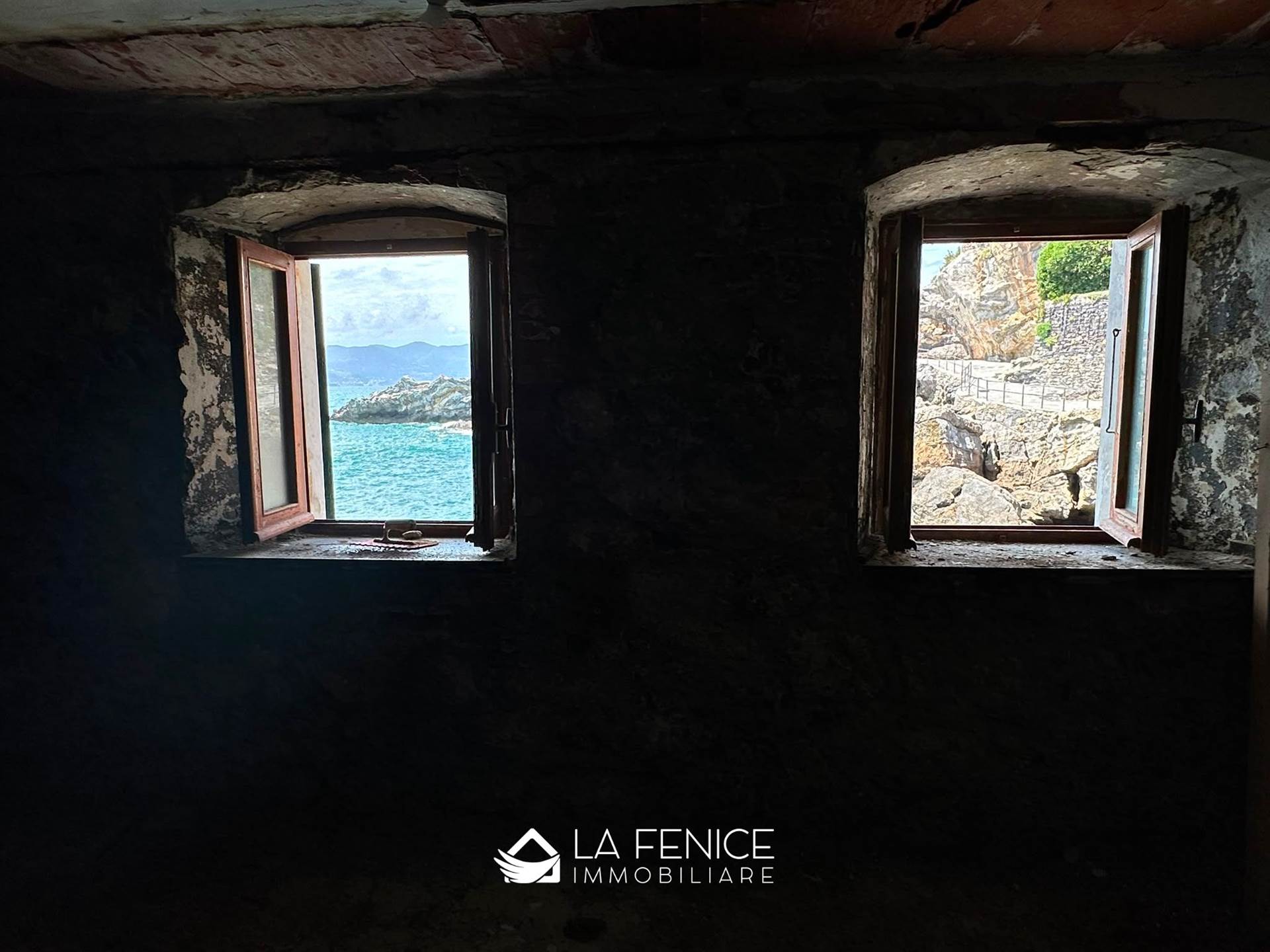 Appartamento a Lerici con 6 locali di 103 m2 - Foto Appartamento a Lerici con 6 locali di 103 m2 - Foto