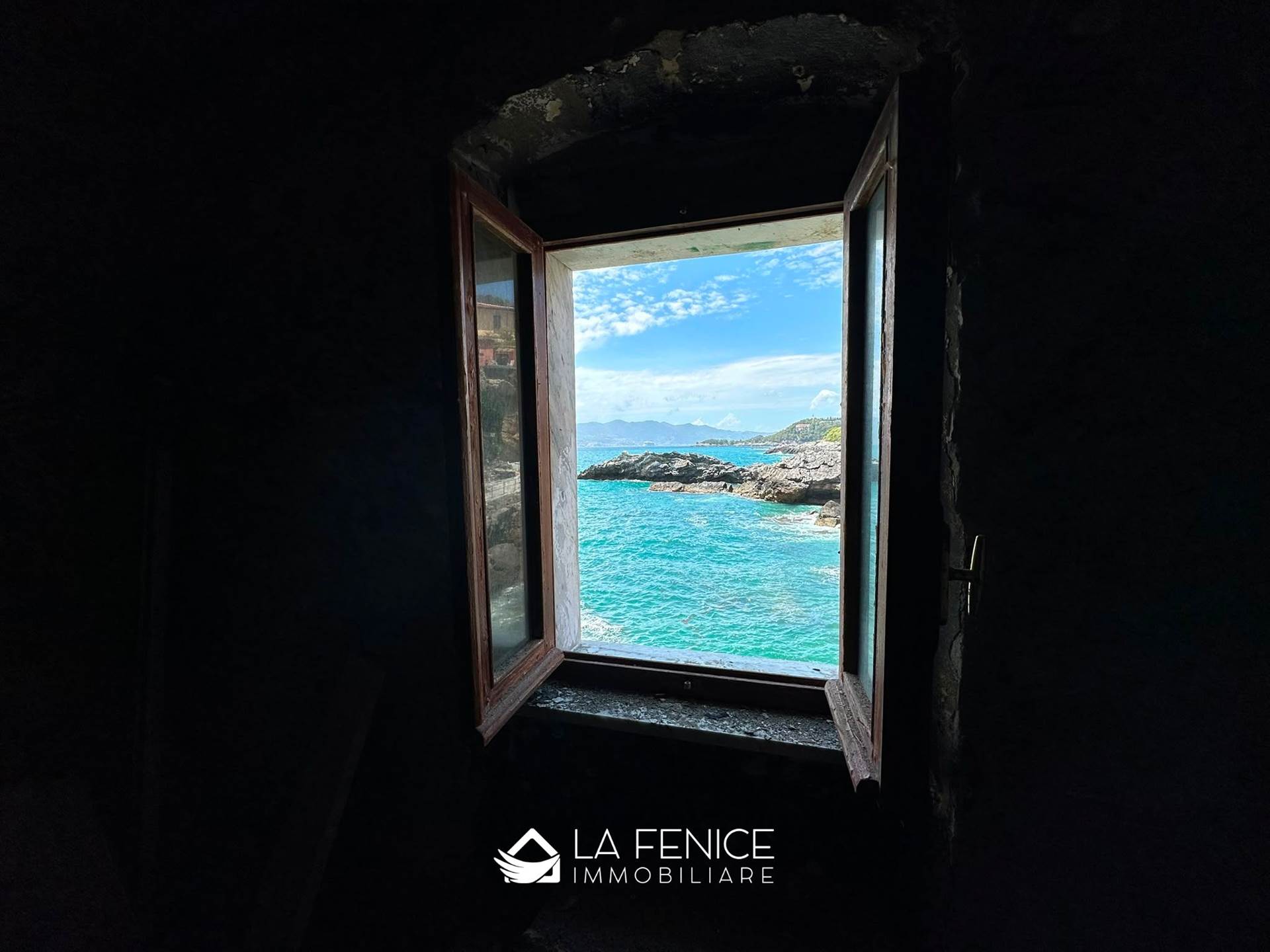 Appartamento a Lerici con 6 locali di 103 m2 - Foto Appartamento a Lerici con 6 locali di 103 m2 - Foto