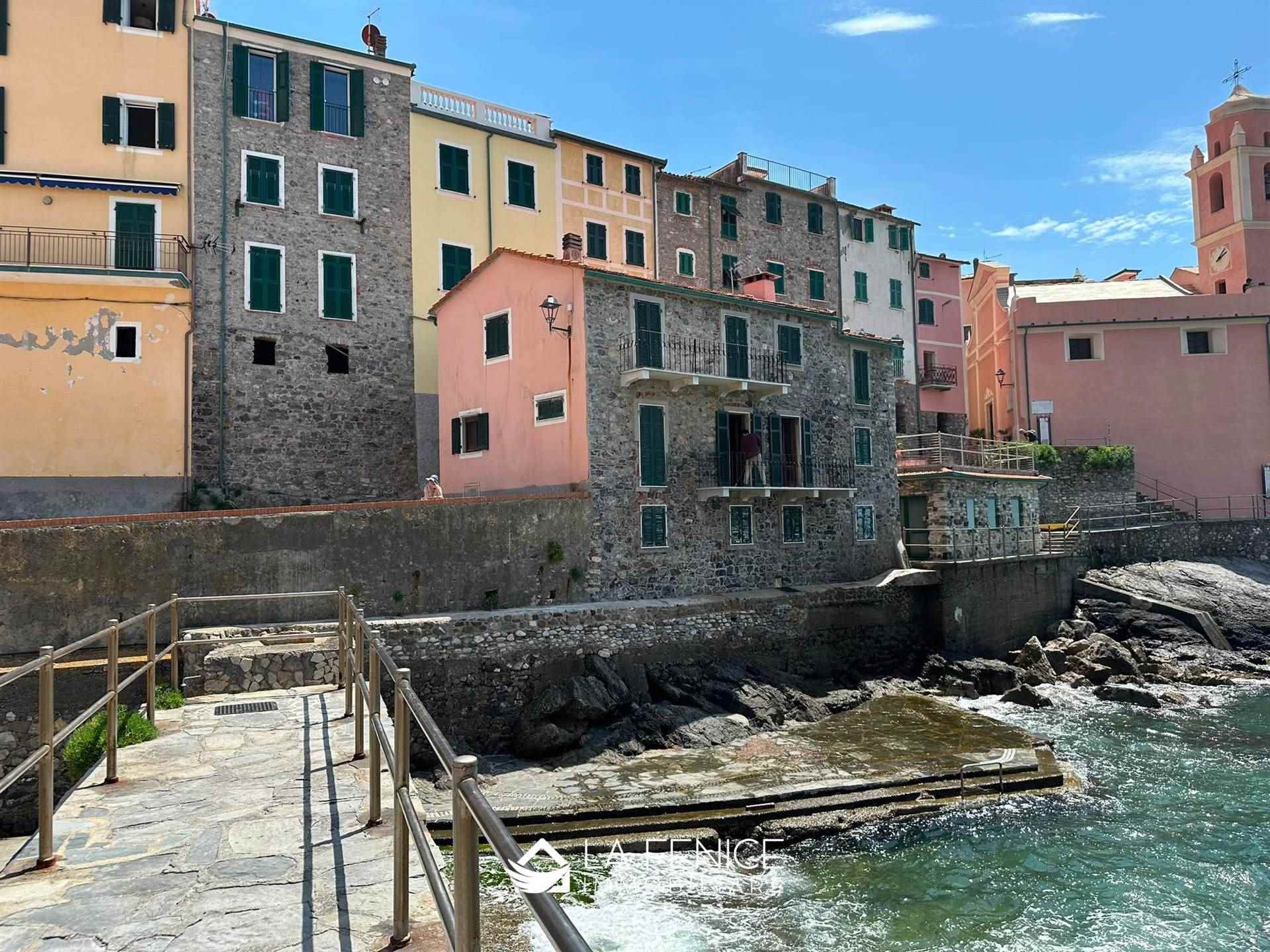Appartamento a Lerici con 6 locali di 103 m2 - Foto Appartamento a Lerici con 6 locali di 103 m2 - Foto