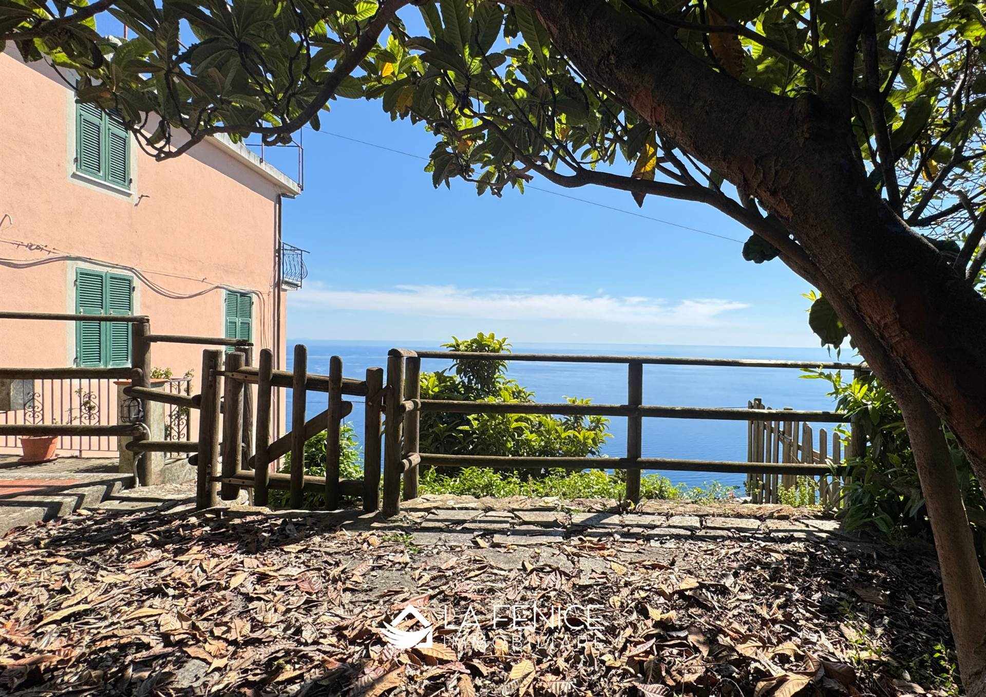 Appartamento a Vernazza con 10 locali di 211 m2 - Foto