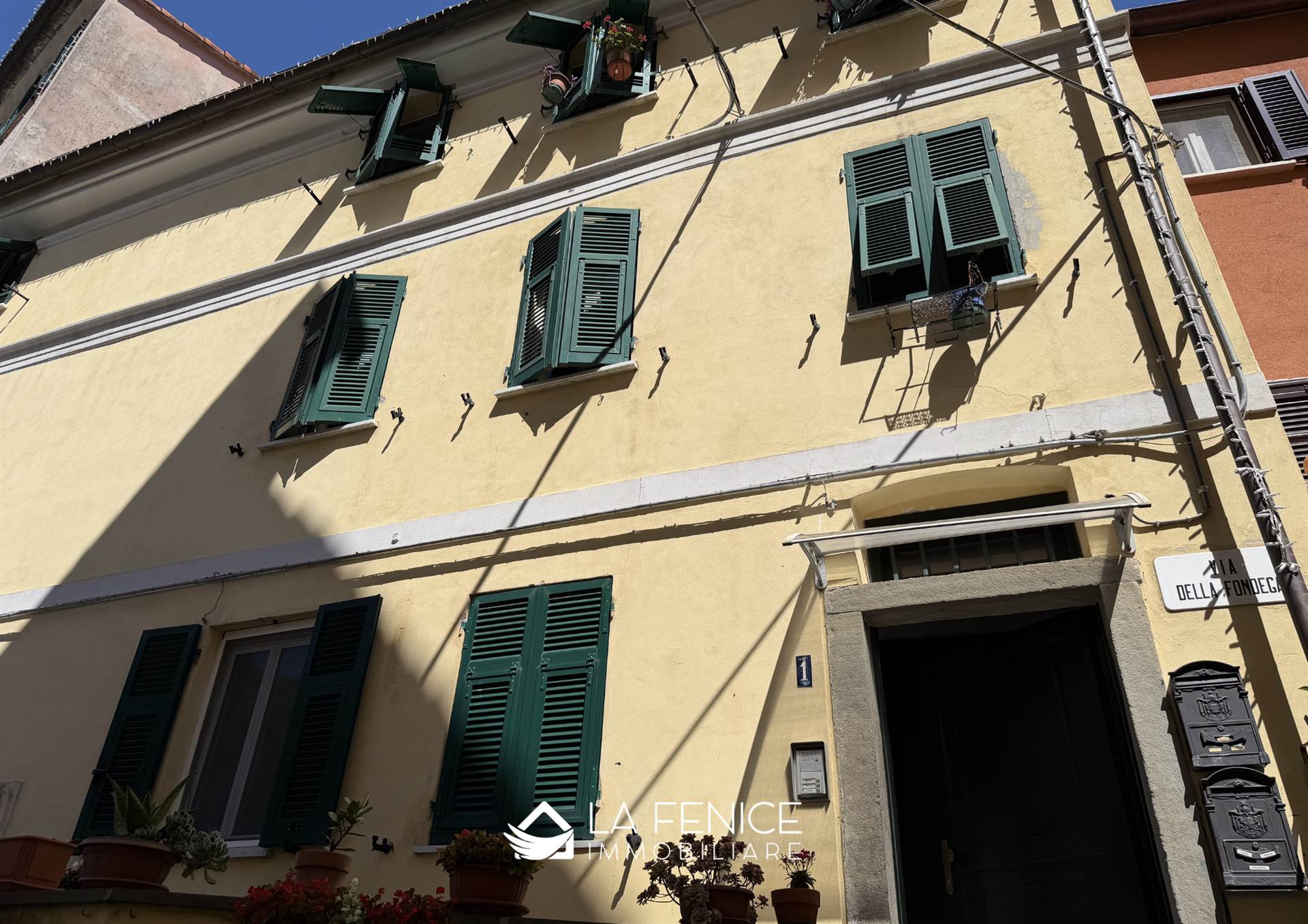 Appartamento a Portovenere con 4 locali di 89 m2 - Foto Appartamento a Portovenere con 4 locali di 89 m2 - Foto