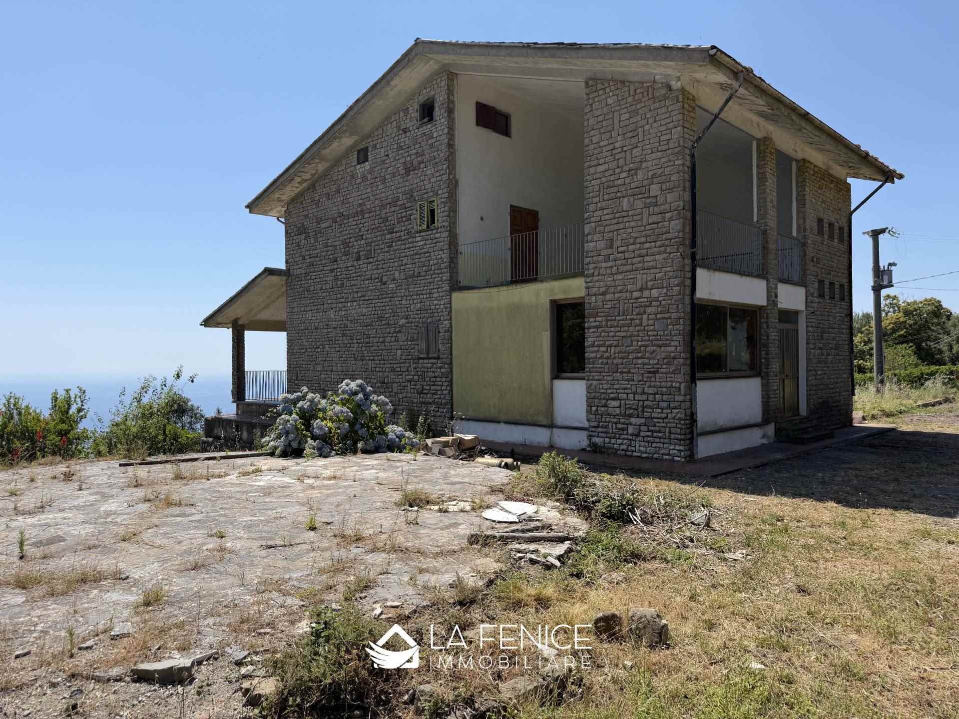 Rustico casale a Riomaggiore con 8 locali di 379 m2 - Foto Rustico casale a Riomaggiore con 8 locali di 379 m2 - Foto