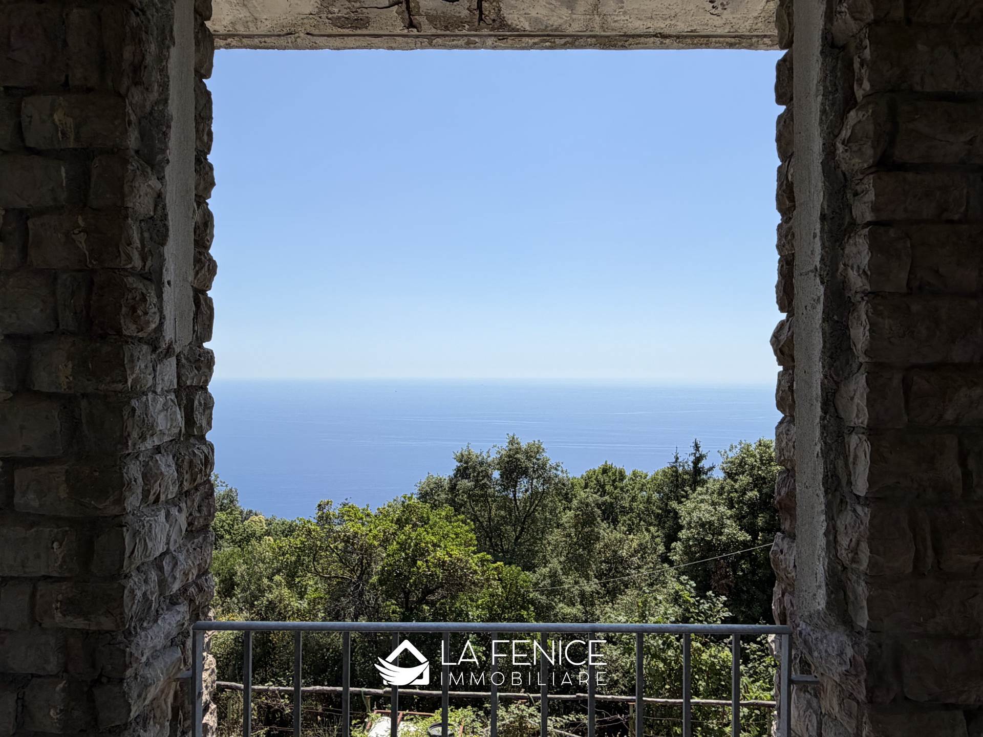 Rustico casale a Riomaggiore con 8 locali di 379 m2 - Foto Rustico casale a Riomaggiore con 8 locali di 379 m2 - Foto