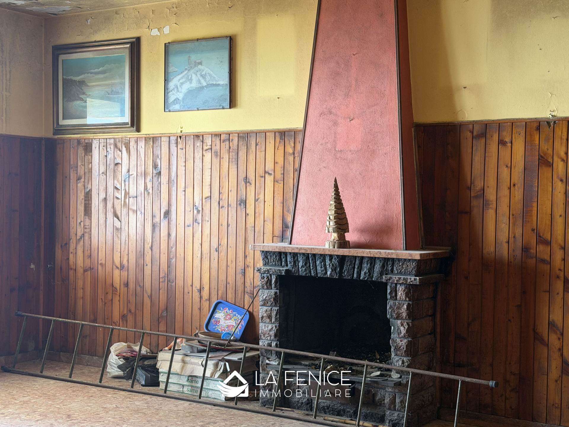 Rustico casale a Riomaggiore con 8 locali di 379 m2 - Foto Rustico casale a Riomaggiore con 8 locali di 379 m2 - Foto