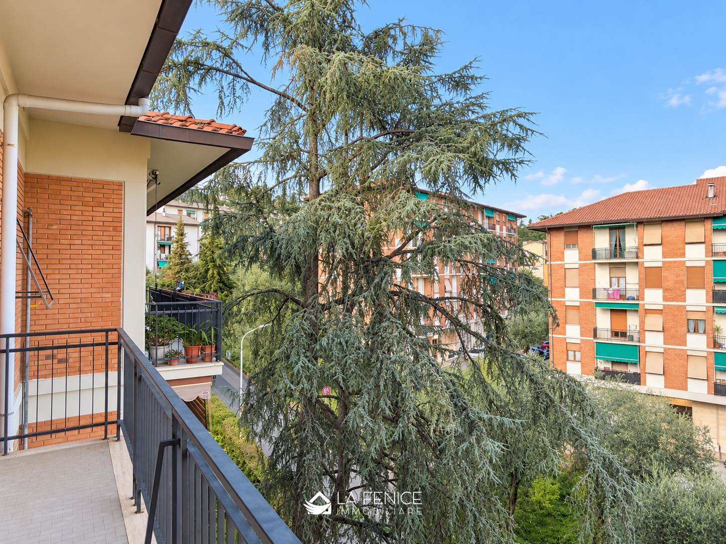 Appartamento a La spezia con 4 locali di 96 m2 - Foto Appartamento a La spezia con 4 locali di 96 m2 - Foto