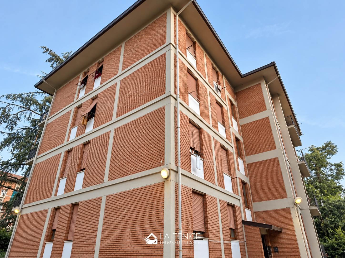 Appartamento a La spezia con 4 locali di 96 m2 - Foto Appartamento a La spezia con 4 locali di 96 m2 - Foto