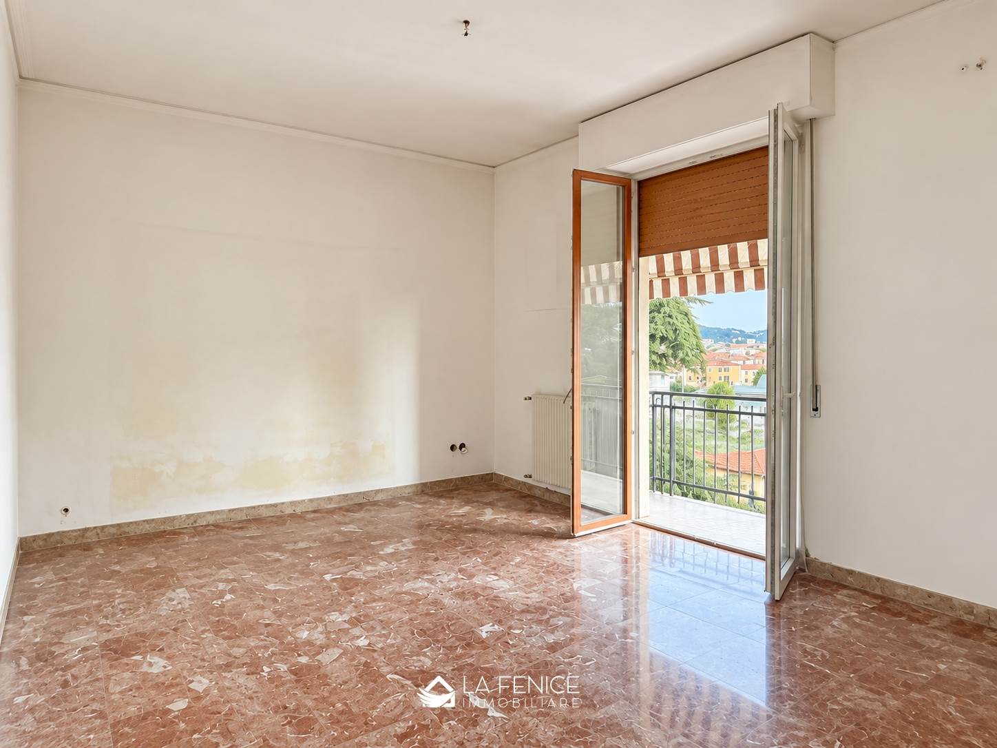 Appartamento a La spezia con 4 locali di 96 m2 - Foto Appartamento a La spezia con 4 locali di 96 m2 - Foto