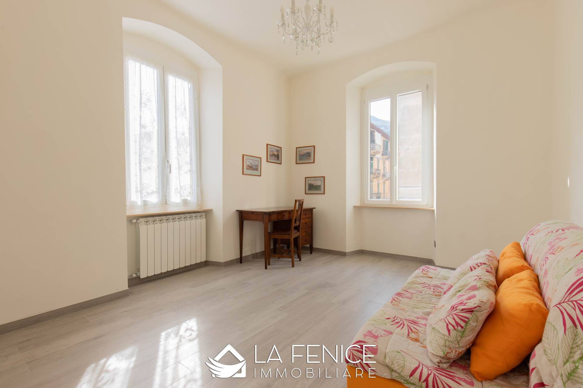 Appartamento a La spezia con 3 locali di 97 m2 - Foto Appartamento a La spezia con 3 locali di 97 m2 - Foto
