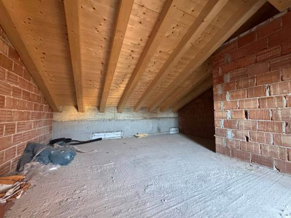 Appartamento a La spezia con 8 locali di 210 m2 - Foto